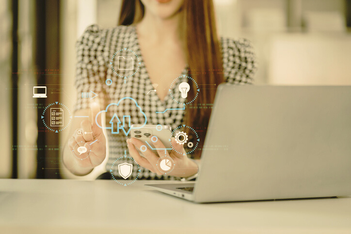 Turning the VMware Shift into Opportunity: Why Now Is the Ideal Time for Cloud Migration